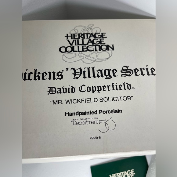 🆕Dickens Village series Dept 56 HVC “Mr Wickfield solicitor” David Copperfield - Picture 11 of 16